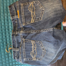Load image into Gallery viewer, Cowgirl Tuff Jeans