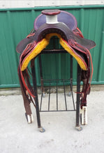 Load image into Gallery viewer, Western Roping Saddle