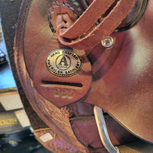 Load image into Gallery viewer, Roper Saddle By American Saddlery